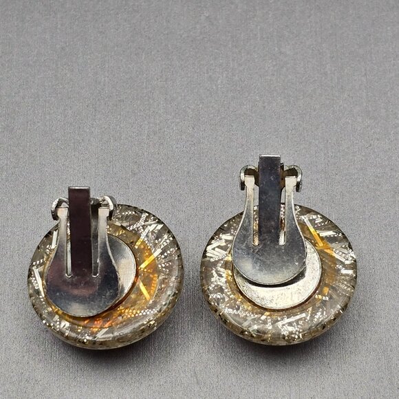 VTG Lucite Confetti Dome Clip-On Earrings 1" Silver Tone Mid-Century Glam - Picture 3 of 7